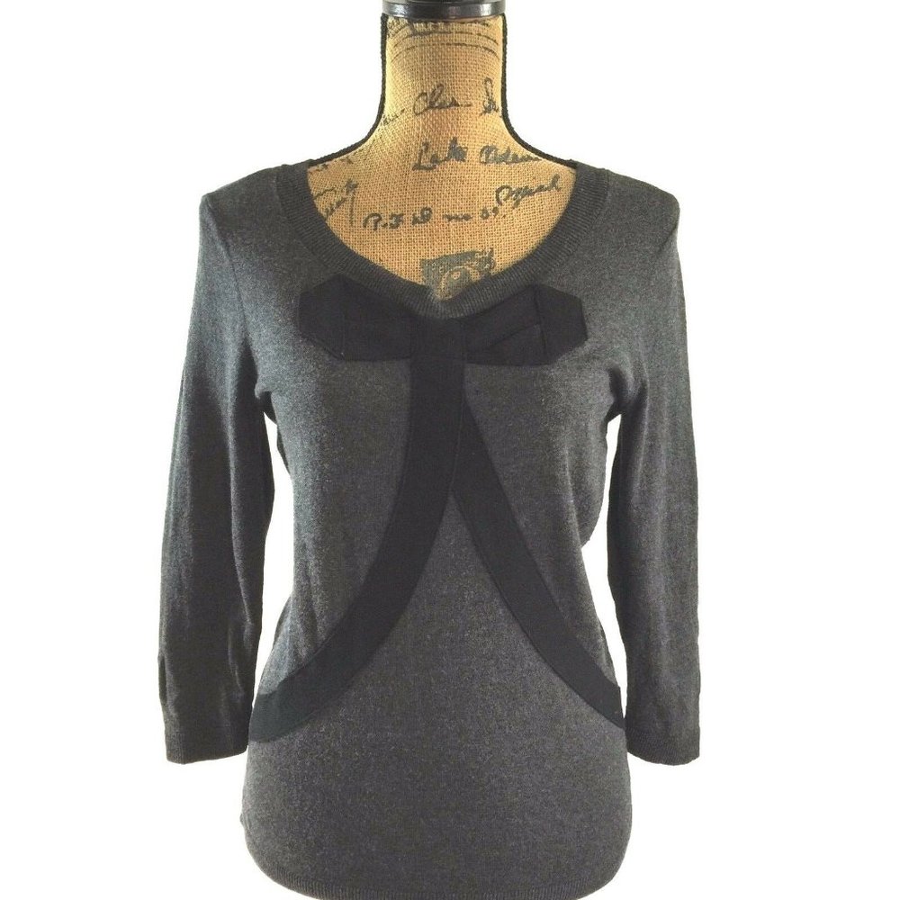 Banana Republic shirt Medium dark gray black bow front pullover top whimsy CUTE